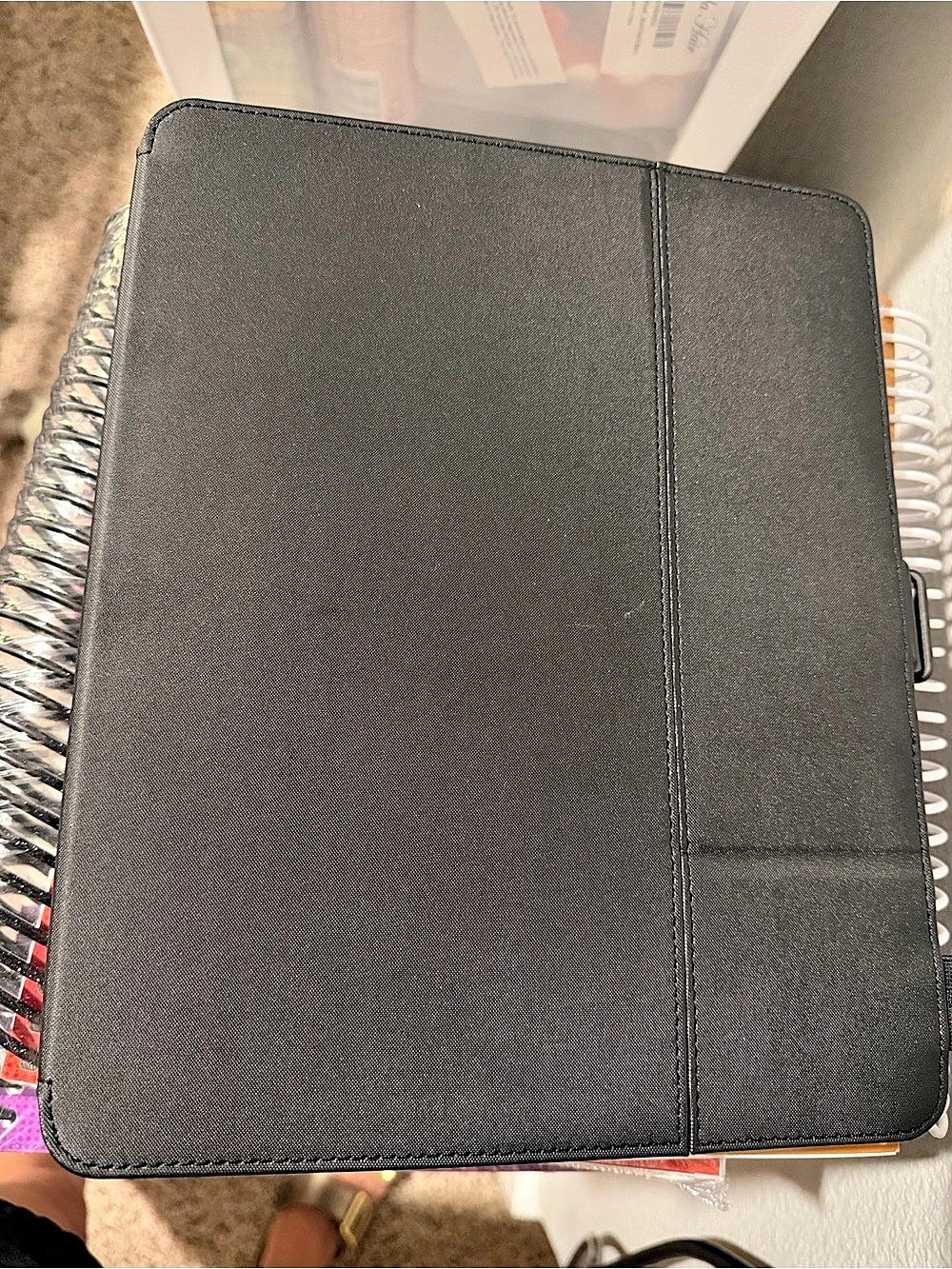 Speck Balance Folio iPad Air 13 Case Black & White